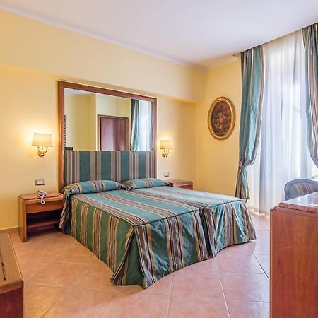 Raeli Hotel Noto Rome Exterior photo