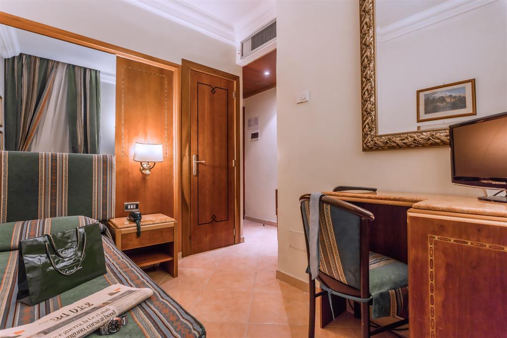 Raeli Hotel Noto Rome Exterior photo