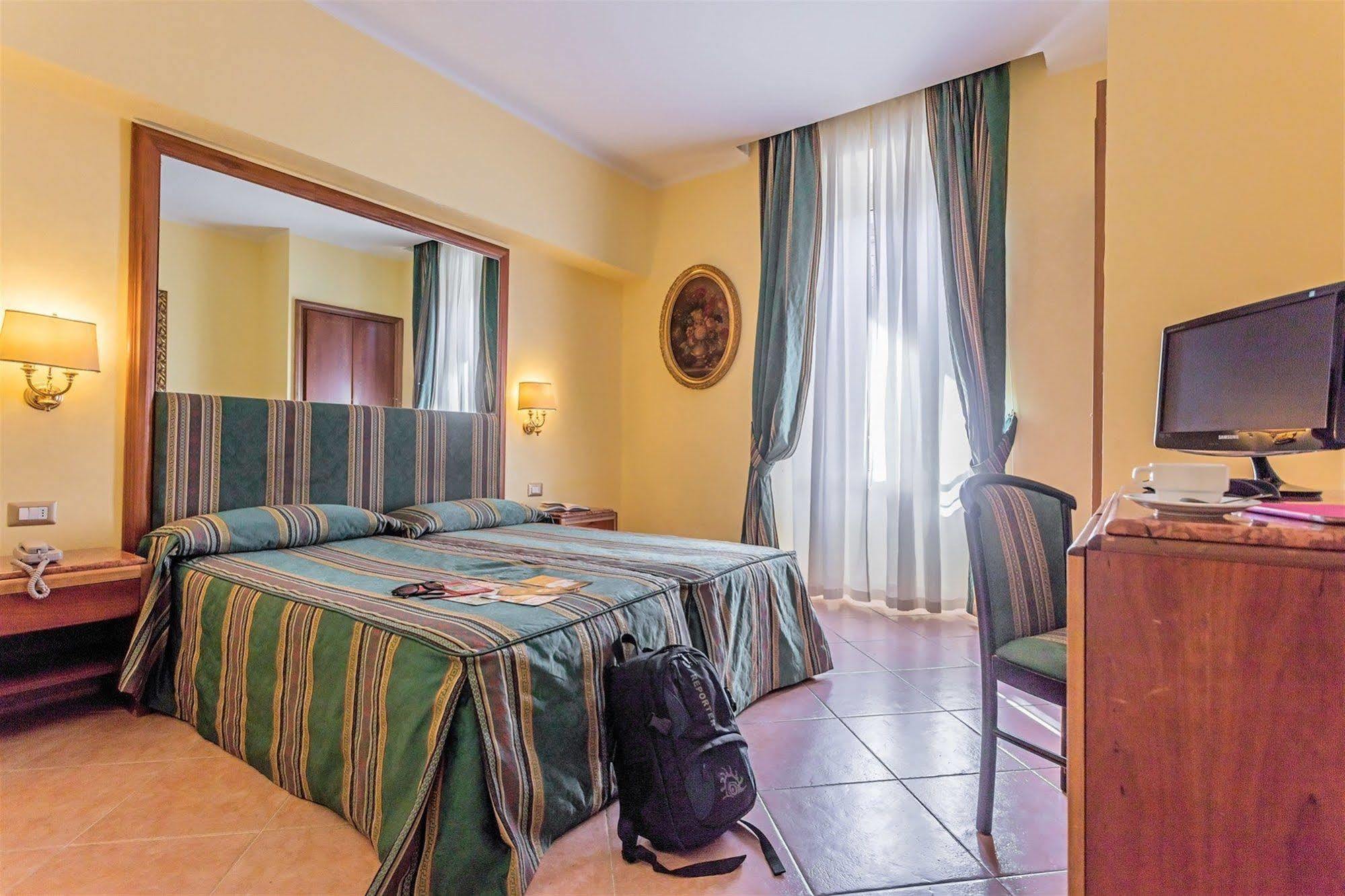 Raeli Hotel Noto Rome Exterior photo