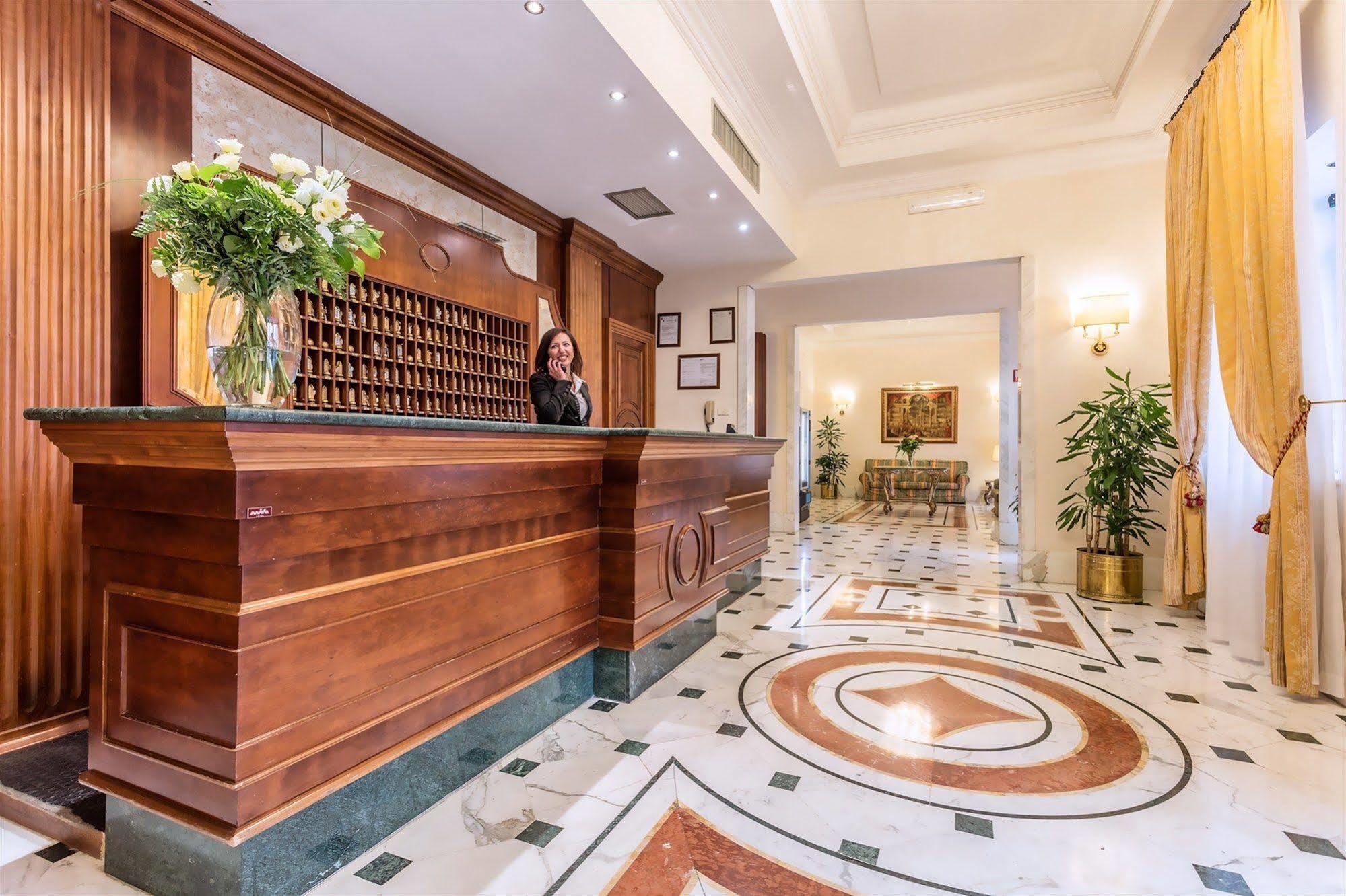 Raeli Hotel Noto Rome Exterior photo