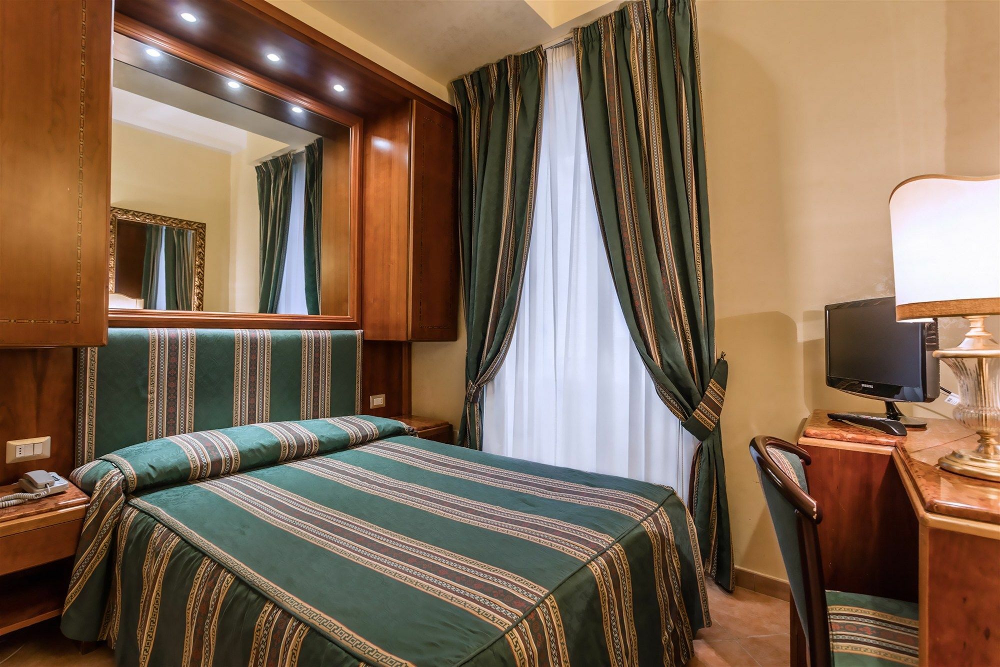 Raeli Hotel Noto Rome Exterior photo
