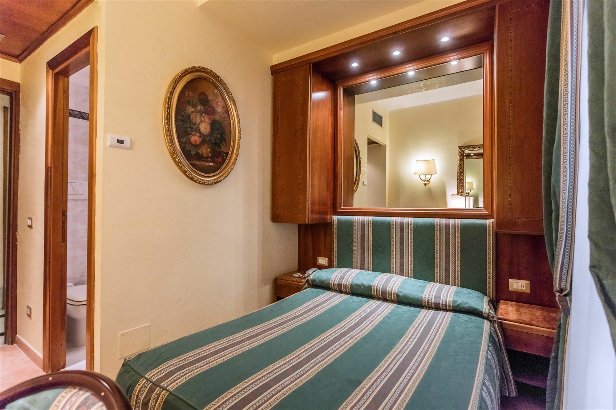 Raeli Hotel Noto Rome Exterior photo